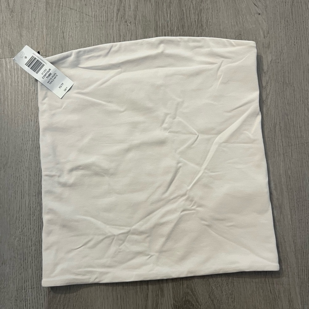 Contour tube top